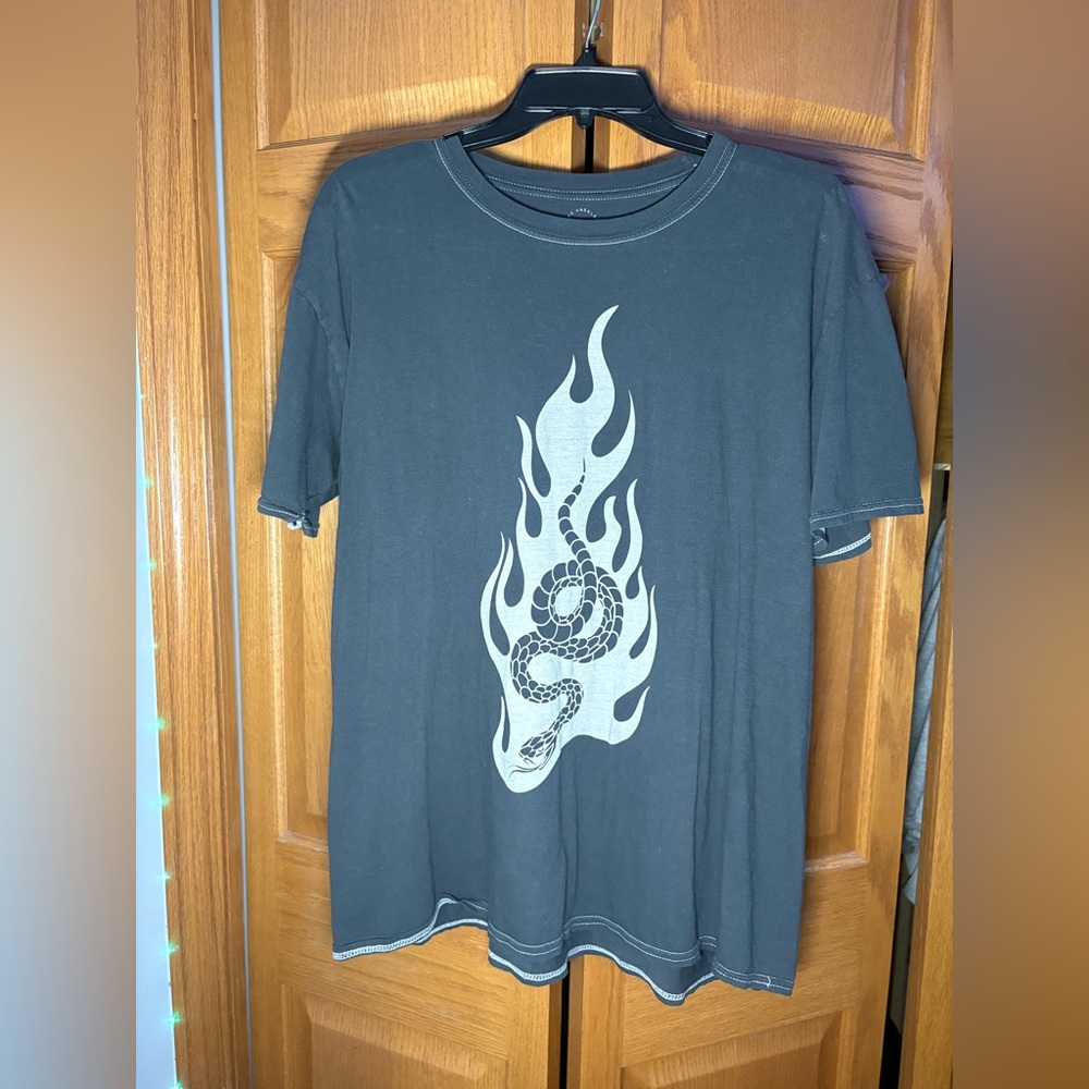 PacSun Charcoal Snake Graphic Tee